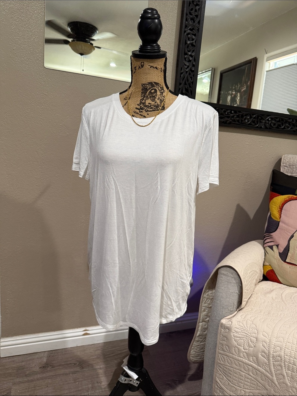 GAP White Short-Sleeve Women’s LuxeTee